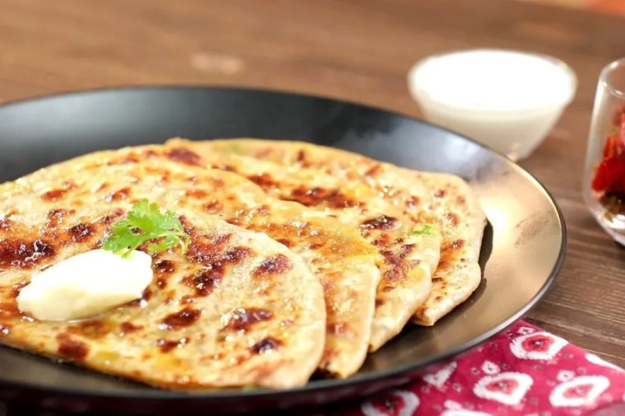 Tandoori Onion Parantha